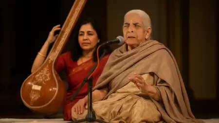 Got recognition by singing in place of Pandit Omkarnath Thakur, knows the story of Girija Devi