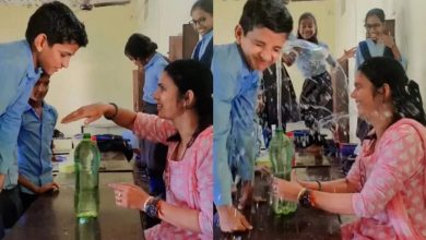 Madam ji made a reel with her student in class, video went viral on social media