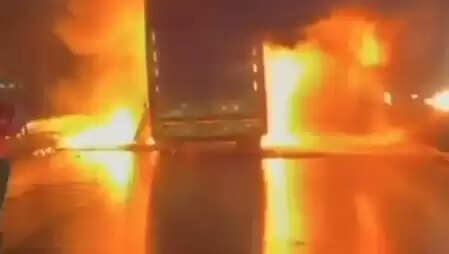 President and Prime Minister expressed grief over Andhra Pradesh bus accident, announced assistance of Rs 2 lakh each