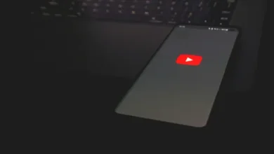 يوتيوب تطلق أداة للكشف عن الفيديوهات المزيفة المولدة بالذكاء الاصطناعي