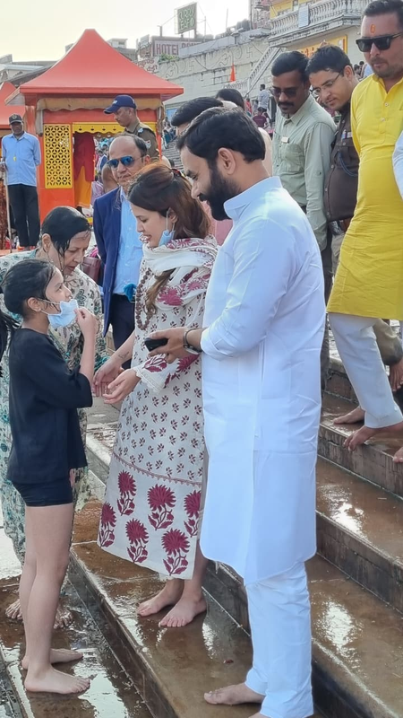 MS Dhoni’s wife Sakshi Dhoni took a leap of faith in Har Ki Pauri.