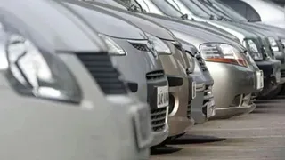 Big jump in car business due to GST cut, 633 cars sold in 15 days – GST cut doubles impact on car sales