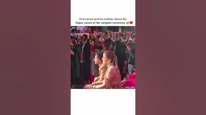 Kriti sanon and his mother surprise dance ❣️#kritisanon #nupursanon #wedding