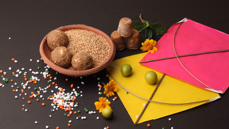 मकर संक्रांति:इस बार नहीं बनेगी खिचड़ी, तिथि को लेकर असमंजस...जानें कबसे होगी मांगलिक कार्यों की शुरुआत - Makar Sankranti 2026 Date Confusion As Shattila Ekadashi Coincides Auspicious Events Postponed