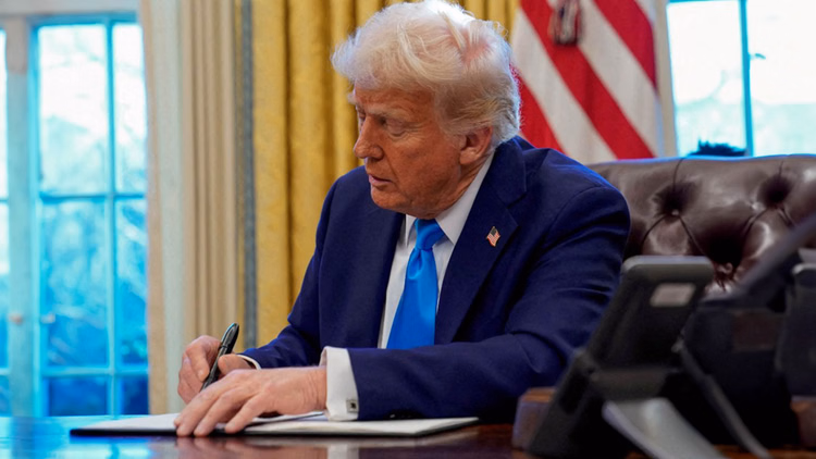 Trump:pak पीएम बोले- अमेरिकी राष्ट्रपति ने 1 करोड़ जानें बचाईं; ट्रंप ने अलापा भारत-पाक संघर्ष रोकने का दावा - Pakistan Pm Thanked Me For Saving 10 Million Lives: Donald Trump Repeats India-pakistan Peace Claim