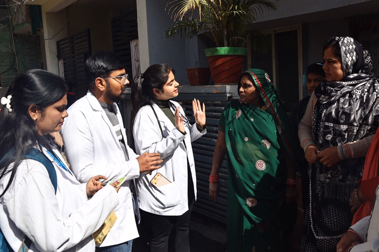 Indore:इंदौर के भागीरथपुरा में दूषित पानी से महिला की मौत, दो दिन पहले किया था अस्पताल में भर्ती - Indore: Woman Dies Due To Contaminated Water In Indore's Bhagirathpura, Hospitalized Two Days Ago