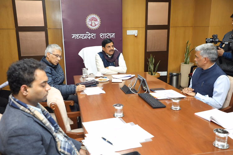 प्रदेश में स्वच्छ जल अभियान शुरू:हर मंगलवार होगी ‘जल सुनवाई’, रोबोट से होगी पानी के लीकेज की जांच - Clean Water Campaign Launched In The State: 'water Hearings' Every Tuesday, Water Leakage Detection Using Robo