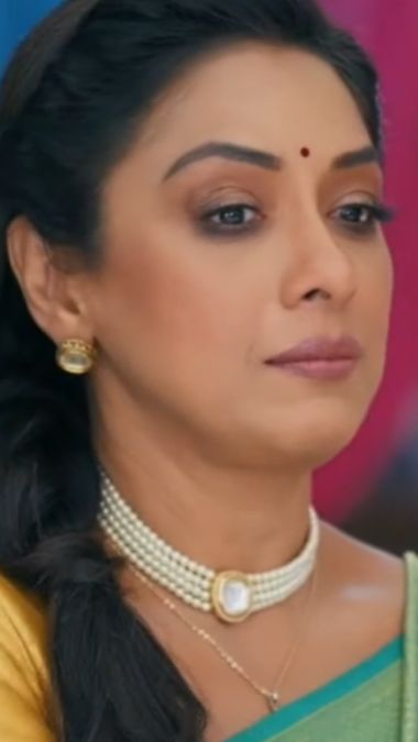 Anupamaa: एक ओर परिवार की परेशानी और दूसरी ओर चॉल पर आई मुसीबत से कैसे डील करेगी अनुपमा