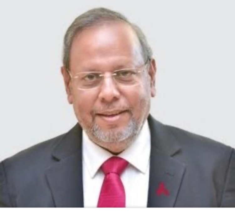 टैरिफ से निपटने के लिए चार सूत्रीय दृष्टिकोण अपना रहा भारत, इस वर्ष 7.4 प्रतिशत रहेगी विकास दर : महेंद्र देव