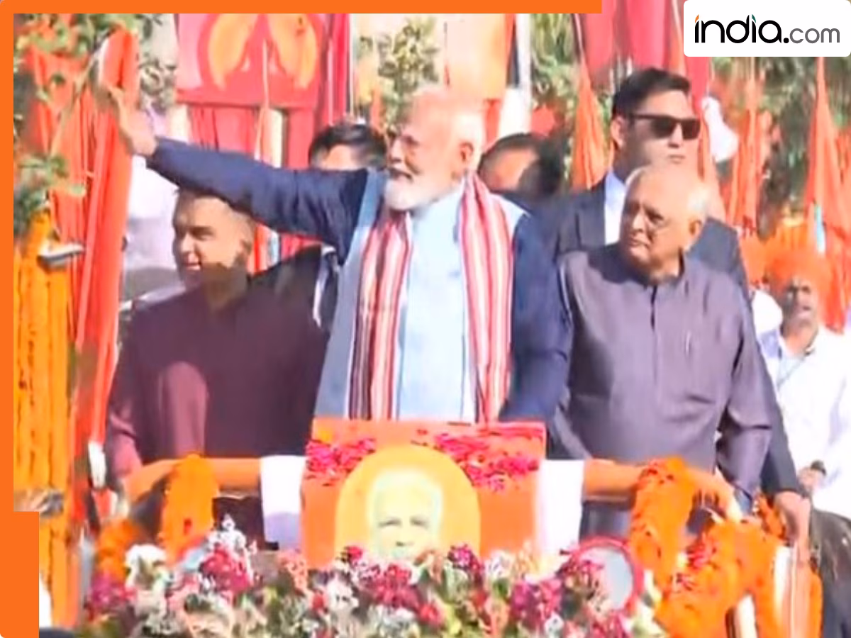 Somnath Swabhiman Parv: प्रधानमंत्री नरेन्द्र मोदी ने 'शौर्य यात्रा' का नेतृत्व किया, बड़ी संख्या में लोग जुटे, देखें तस्वीरें