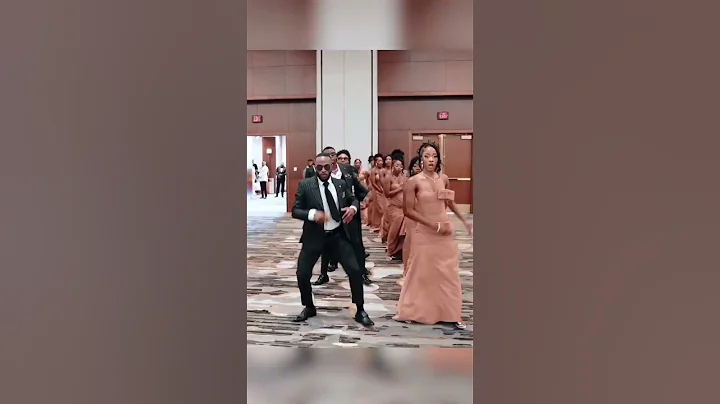 नृत्य आयोजनों के दौरान सामाजिक संपर्क बनाता है #नृत्य#कीपडांसिंग#सेम्बा#ओडेगार्डक - Hindi