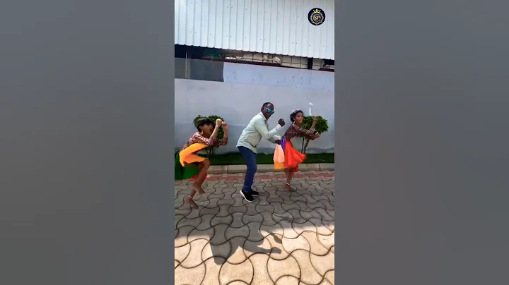 Murali bhai💕do ladkiyan ke sath dhamakedar dance Kiya#shortvideo#shortsfeed#10million#viral dance