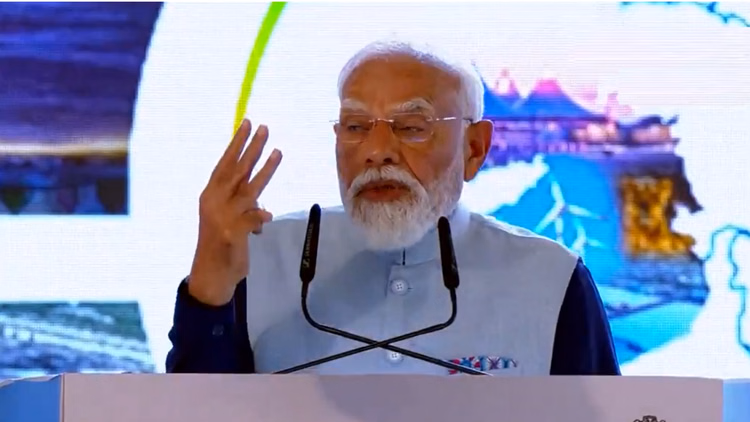 वाइब्रेंट गुजरात सम्मेलन:पीएम मोदी बोले- भारत तीसरी सबसे बड़ी अर्थव्यवस्था बनने की ओर - Prime Minister Narendra Modi At Vibrant Gujarat Regional Conference In  Rajkot Gujarat