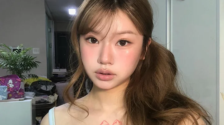 Daily makeup focused on clear, transparent skin
