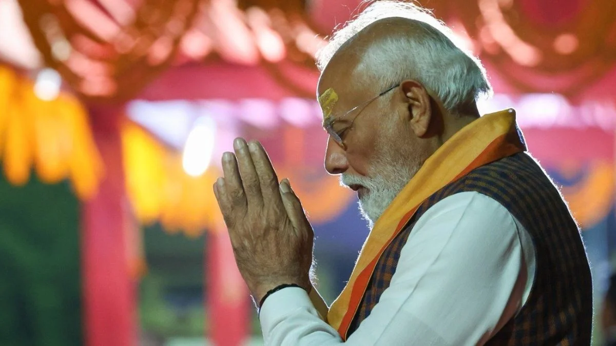 Prime Minister Narendra Modi reached Somnath on Gujarat visit will participate in Somnath Swabhiman Parv ‘ॐ हमारे वेदों, शास्त्रों, पुराणों, उपनिषदों और वेदांत का सार…’, सोमनाथ स्वाभिमान पर्व में शामिल हुए पीएम मोदी | Jansatta