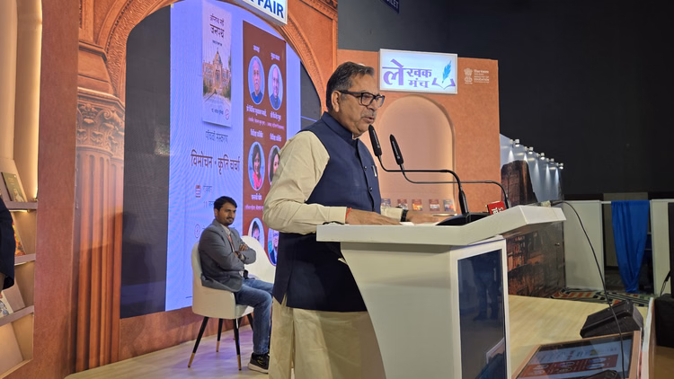 Book Fair:डॉ. सतीश पूनिया बोले- कोरोना काल में पीएम मोदी के काम संकट में लोगों को दिखाएंगे नई राह - Book Fair Satish Poonia Says Pm Modi's Work During The Covid-19 Pandemic Will Show People A New Path