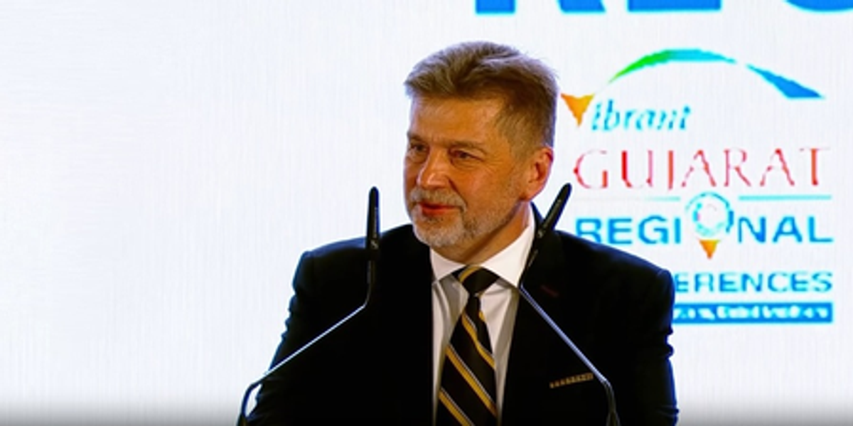 वाइब्रेंट गुजरात रीजनल कॉन्फ्रेंस में गूंजा भारत का वैश्विक नेतृत्व, विदेशी राजनयिकों ने की पीएम मोदी की सराहना