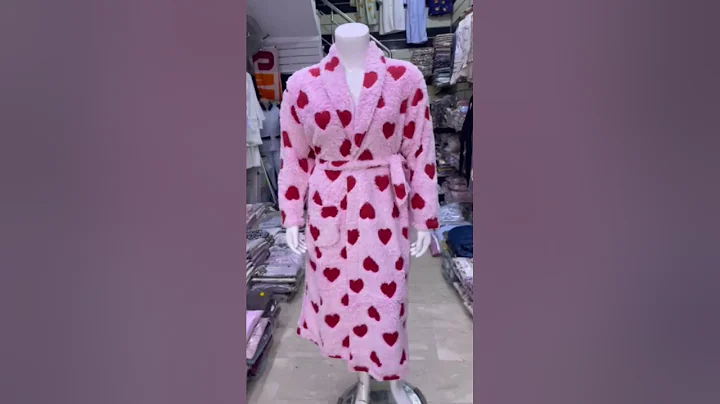 ملابس ممتازة# لفصل الشتاء# جميل وأنيق ذو ألوان زاهية #