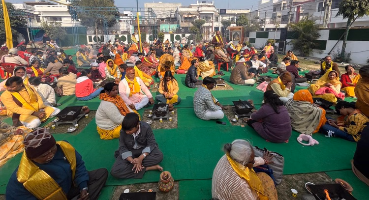 Live Your Life According To Vedic Traditions. - Lucknow News