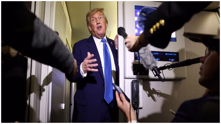 Trump:ईरान ने पार की रेड लाइन? बढ़ते प्रदर्शनों के बीच ट्रंप ने दी चेतावनी, सैन्य कार्रवाई पर कहीं ये बात - Donald Trump: Iran Crossed Red Line? Trump Weighs Strong Military Options As Protests Escalate