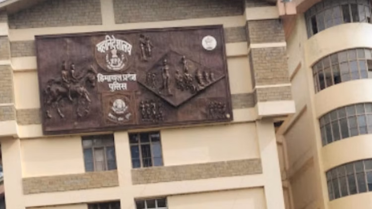 हिमाचल:बसों में नियमों की अनदेखी पर अब होगी एफआईआर, हरिपुरधार हादसे के बाद पुलिस सख्त - Now Fir Will Be Lodged For Ignoring Rules In Buses, Police Strict After Haripurdhar Accident