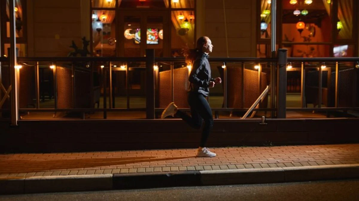 Meal vs Walk: पाचन की हर समस्या का रामबाण इलाज, खाने के बाद 1000 कदम चलने से मिलेंगे ये 5 वैज्ञानिक फायदे, जानिए कैसे गट हेल्थ में होता है सुधार | Jansatta