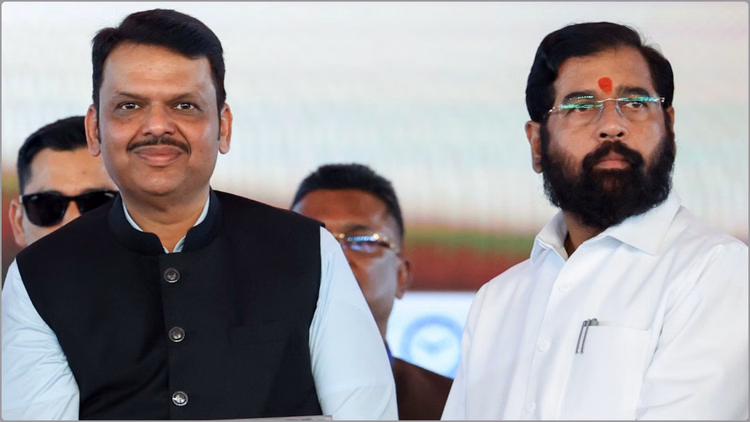 Maharashtra Civic Polls:क्या निकाय चुनाव से पहले लाड़की बहिन योजना के पैसे बंटे? दावे पर Sec ने रिपोर्ट मांगी - Maharashtra Civic Polls Were Funds Under The Ladki Bahin Yojana Distributed Before The Civic Elections
