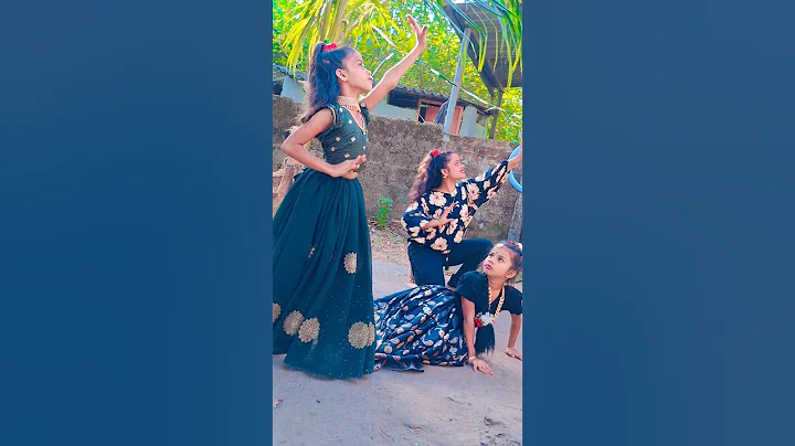 Trending Shorts #song #dance #viralvideo #video #youtubeshorts #nehasinghrk #youtube ##love #comedy