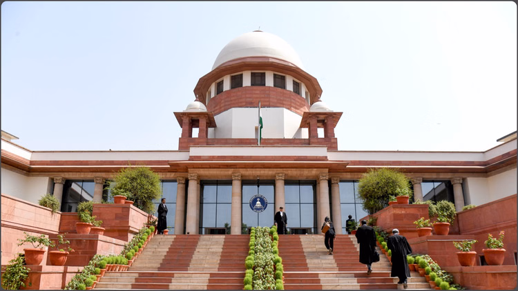 Supreme Court:पोलावरम सिंचाई परियोजना को लेकर तेलंगाना की याचिका खारिज, नया मुकदमा दायर करने की मिली छूट - Supreme Court Has Dismissed Telangana Petition Regarding Polavaram Project Inter State Water Dispute