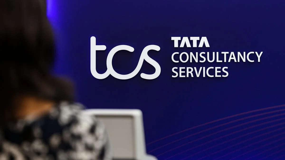 TCS Q3 FY 2026 Results: टाटा की कंपनी ने जारी किए नतीजे, नेट प्रॉफिट 14 प्रतिशत घटा; यहां चेक करें रेवेन्यू, डिविडेंड समेत बाकी डिटेल | TCS Q3 FY 2026 Results Tata Motors releases results net profit down 14 percent check revenue dividend and other details here | Jansatta