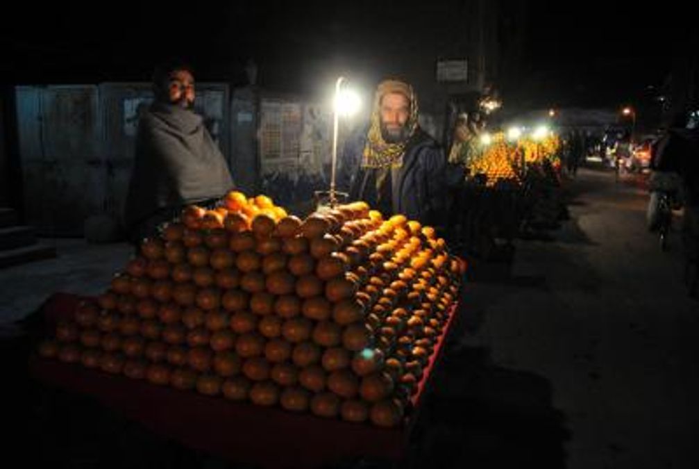 पाकिस्तान की सरकारी कंपनियां लगातार घाटे में, आर्थिक संकट और गहराया: रिपोर्ट