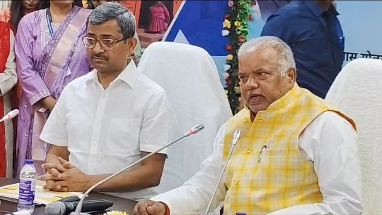 Bihar News:निजी वाहन को कमर्शियल में बदलना हुआ 'सुपर ईजी', परिवहन विभाग की नई स्कीम लागू - Converting Private Vehicles To Commercial Vehicles Made Easy, New Scheme Of Transport Department Implemented