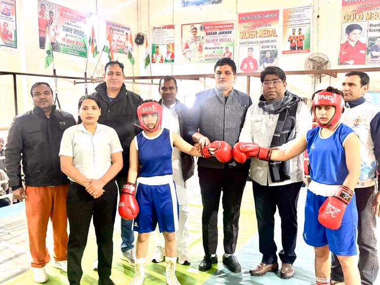 Boxer Nishant Won The Gold Medal And Shubham Won The Silver Medal. - Jhajjar/bahadurgarh News - Jhajjar-bahadurgarh News:मुक्केबाज निशांत ने स्वर्ण व शुभम ने रजत पदक जीता