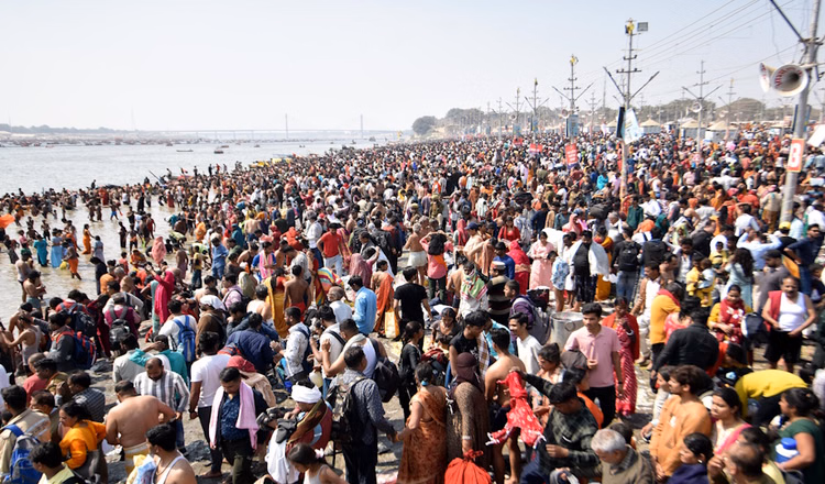 Prayagraj:दो करोड़ श्रद्धालु मकर संक्रांति पर लगाएंगे डुबकी, 24 घाटों पर इंतजाम; 55 साल तक... मकर संक्रांति - Two Crore Devotees Will Take A Dip On Makar Sankranti Arrangements Made At 24 Ghats In Prayagraj