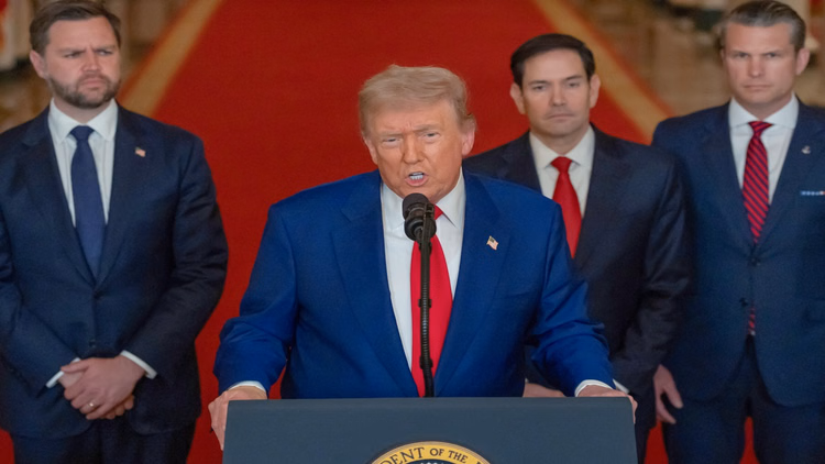 Tariff Threat:'ईरान से व्यापार करने वाले देशों को देना पड़ेगा 25 प्रतिशत टैरिफ', ट्रंप का एलान - Donald Trump Announce Any Country Do Trade With Iran Will Pay Tariff Of 25 Percent United State