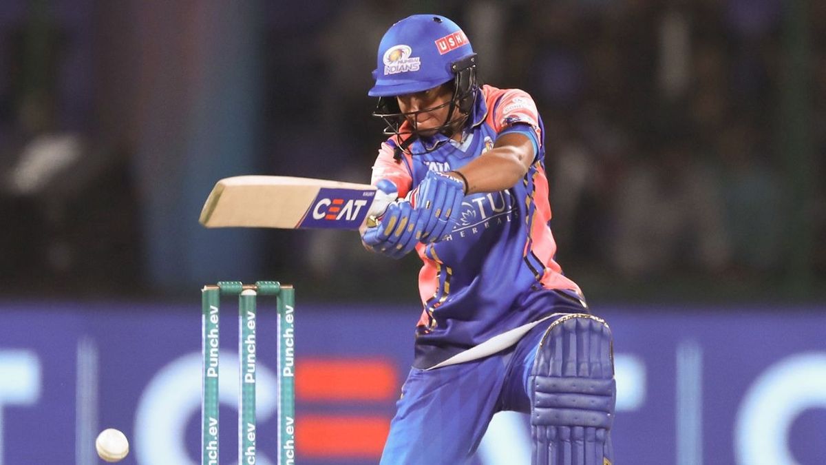 WPL 2026: मुंबई इंडियंस की कप्तान हरमनप्रीत कौर 55 रन बनाते ही रच देंगी इतिहास, ऐसा करने वाली बनेंगी पहली भारतीय
