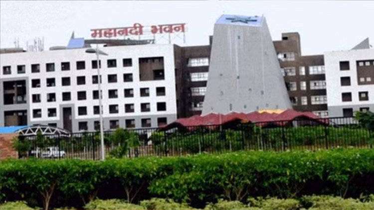 Cg:800 से ज्यादा पदों पर भर्ती प्रक्रिया तेज, प्रयोगशाला परिचारक के बाद चतुर्थ श्रेणी पदों पर होगी परीक्षा - Recruitment Process Accelerates For Over 800 Posts; Exams Class Iv Posts Will Follow Lab Attendant Positions