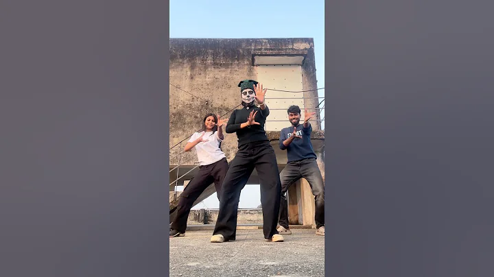 Sorry Sorry with Talwiinder 😱#dance #youtubeshorts #dancecover #doyelroy #funnydancevideo