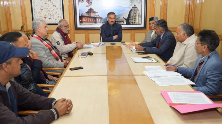 Himachal News:सीएम सुक्खू बोले- केंद्र से उठाएंगे न्यूजीलैंड के सेब पर आयात शुल्क घटाने से नुकसान का मामला - Cm Sukhu Says He Will Raise Issue Of Loss Due To Reduction Of Import Duty On New Zealand Apples From Center