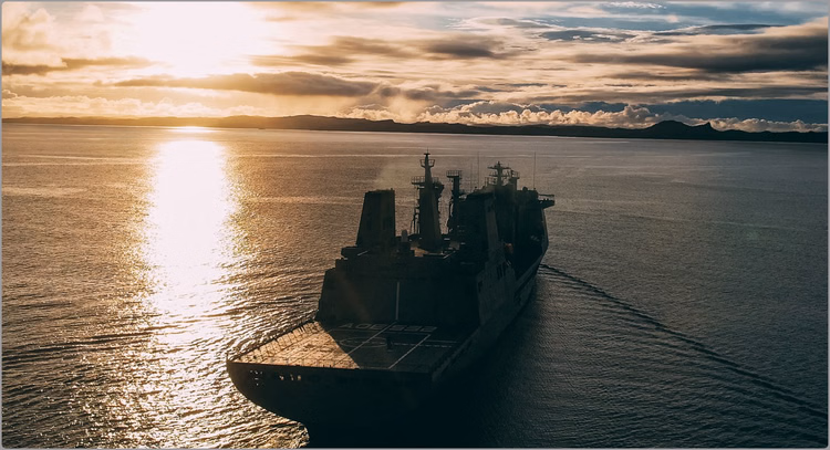 डेनमार्क ने तेल टैंकर जब्त कर अमेरिका की मदद की, ग्रीनलैंड को लेकर जारी विवाद के बीच उठाया कदम - Denmark Provided Us Support Intercepting Oil Tanker, Danish Official Says