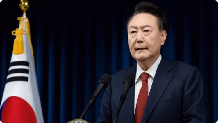 दक्षिण कोरिया:मार्शल लॉ मामले में पूर्व राष्ट्रपति यून की बढ़ सकती हैं मुश्किलें, स्वतंत्र वकील ने किया मृत् - Independent Counsel Seeks Death Sentence For Ex-south Korean Leader Yoon Over Martial Law Imposition