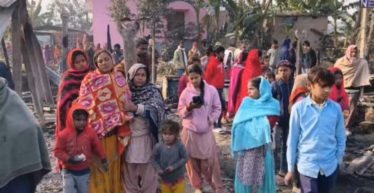 Muzaffarpur Bihar News : Many Houses Gutted In Massive Fire Wedding Preparation Reduced To Ashes - Bihar News