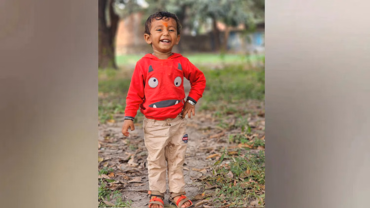 A Five-year-old Boy Died After Drowning In A Pit Outside His House. - Gorakhpur News - Gorakhpur News:घर के बाहर बने गड्ढे में डूबने से 5 वर्षीय बच्चे की मौत- बिना पुलिस को सूचना दिए...शव दफनाया
