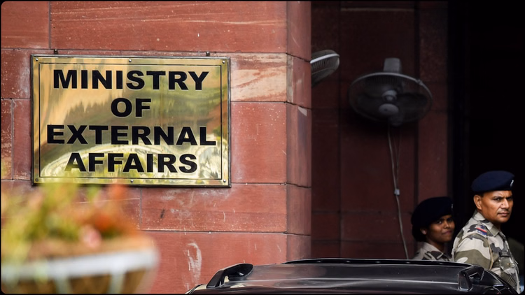 Iran Unrest:भारत सरकार ने जारी की नई एडवाइजरी, ईरान में रह रहे भारतीय को लौटने की सलाह - Indian Government Issues New Advisory For Indian Citizens In Iran