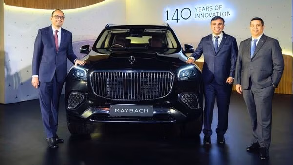 Mercedes-maybach Gls:भारत में पहली मेड-इन-इंडिया मर्सिडीज-मेबैक जीएलएस हुई लॉन्च, जानें कीमत और फीचर्स - First Made-in-india Mercedes-maybach Gls Ultra-luxury Suv Launched In India Know Price Features Specifications