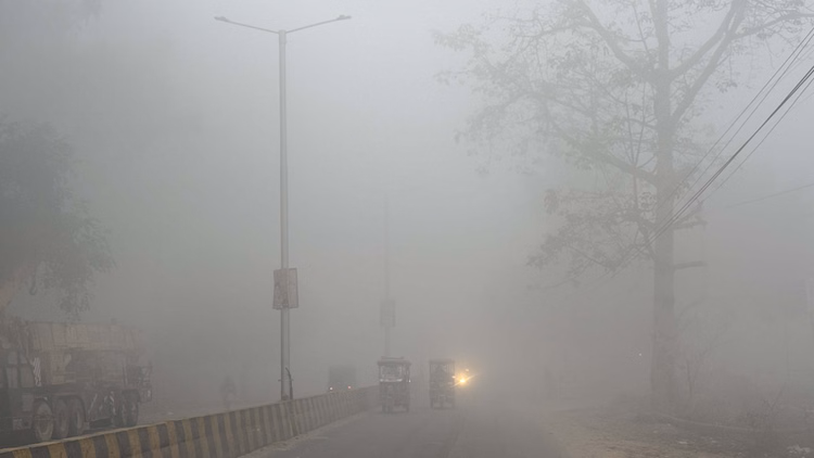 Saharanpur:सीजन का सबसे ठंडा दिन रहा बुधवार, दो डिग्री दर्ज हुआ तापमान, सर्दी ने तोड़ा आठ साल का रिकॉर्ड - Saharanpur: Wednesday Was The Coldest Day Of The Season, Temperature Fell At Two Degrees