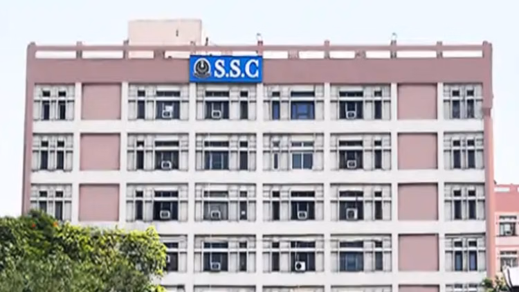 Ssc Cgl 2025:एसएससी सीजीएल टियर-1 की कटऑफ में हुआ बदलाव, क्या इससे रिजल्ट पर पड़ेगा कोई असर? यहां जानें - Ssc Cgl 2025 Tier-1 Corrigendum Released: Revised Cut-off Marks Table Issued, No Change In Results