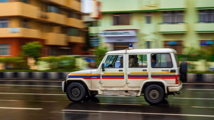 Jharkhand Blast:हजारीबाग में निर्माणाधीन स्थल पर भीषण धमाका, दो महिला समेत तीन की मौत; जांच में जुटी पुलिस - Jharkhand Hazaribagh Massive Blast Updates Many People Injured News In Hindi