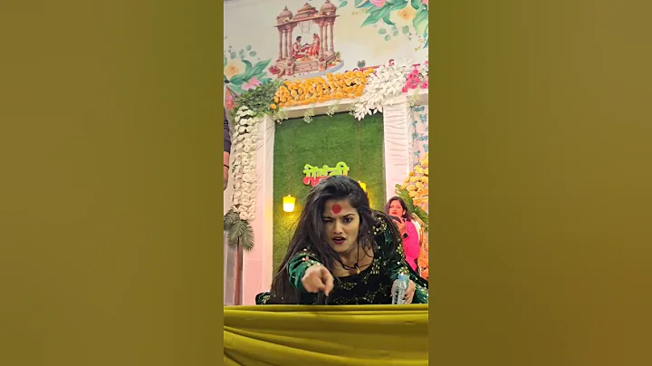 Mahi Manisha Ka Viral Dance Show | Mujhe Naulakha Mangwa De Re | #bhojpuri #mahimanisha #viral #2026