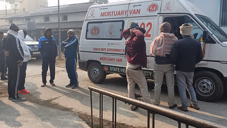 Supaul News Girl Student's Mysterious Death Gunshot Wound Suspected In Post-mortem Family Under Investigation - Bihar News - Bihar News:11वीं की छात्रा की गोली मारकर हत्या! परिजनों ने कराया यूडी केस; बोले- सीढ़ियों से गिरकर हुई मौत